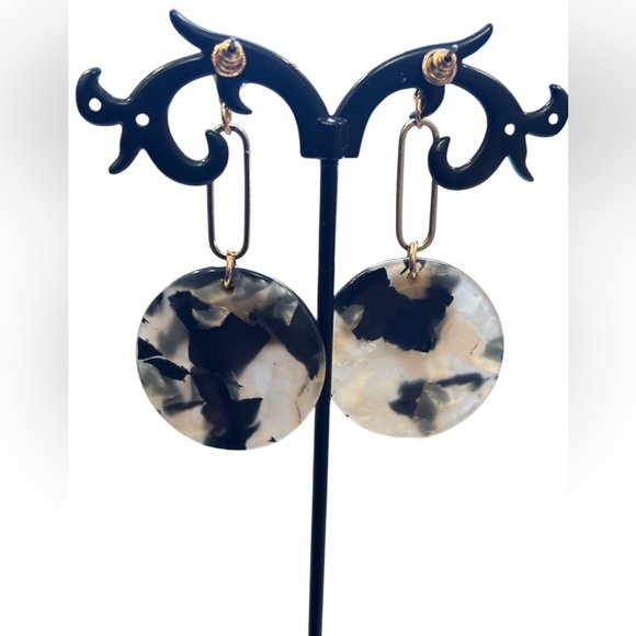 NEW NUANCE Marble Disk Drop Earrings - Picture 2 of 2